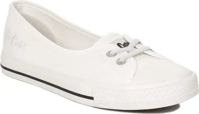 A white canvas sneaker for women.