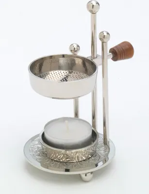 Produktbild von Räucherstövchen 3 Säulen mit Holzgriff höhenverstellbar mit Teelicht aus Messing vernickelt Silber (Höhe 13 cm)
