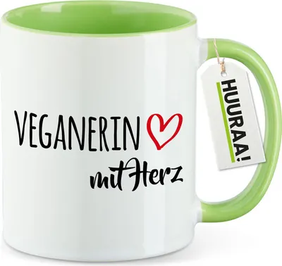 Produktbild von Huuraa Kaffeetasse Veganierin mit Herz 330ml Grün Keramik Kaffeebecher Geschenkidee