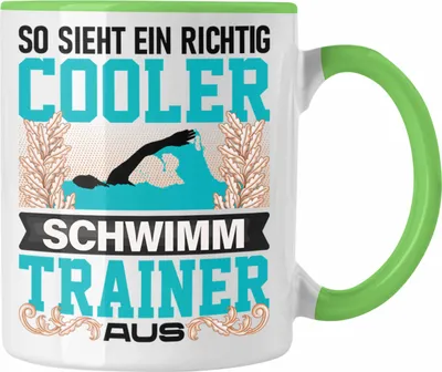 Produktbild von Trendation - Schwimm Trainer Lehrer Tasse Geschenk Lustig Spruch So Sieht Ein Richtig Cooler Schwimm Trainer Coach Aus (Grün)