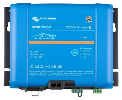 Produktbild von Victron IP43 12/50 Smart Ladegerät 120-240V (1+1 Ladeausgänge)