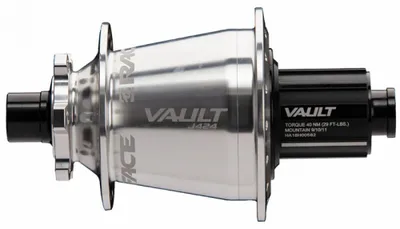 Produktbild von Race Face Vault Nabe, HR, 32 L., 148x12mm, Shimano HG, silber - High-Performa...