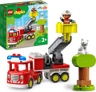 Produktbild von LEGO 10969 DUPLO Town Feuerwehrauto Spielzeug, Lernspielzeug für Kleinkinder ab 2 Jahren, Set mit Blaulicht und Martinshorn, Feuerwehrmann und Katze, für Mädchen und Jungen