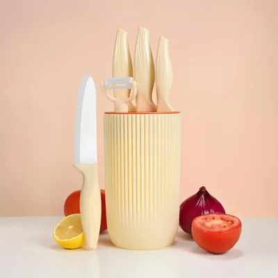 Zdjęcie produktu dla Omgoods - Profesjonalny zestaw ceramicznych noży kuchennych - 5 elementów z ergonomicznymi rękojeściami