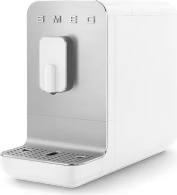 Immagine prodotto di Macchina per caffè espresso bianca da 19 bar Smeg BCC11WHMEU