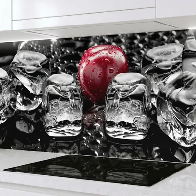 Produktbild von Küchenrückwand Eiswürfel & Kirschen 60x300 cm – Spritzschutz Küche & Bad, Fliesenspiegel aus ABS mit Direktdruck