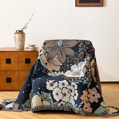 Immagine prodotto di Grande coperta in cotone con frange, dimensioni 130x180 cm