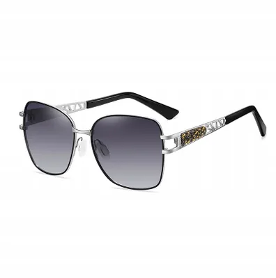 Produktbild von Sonnenbrille - Originalmodell - Schutz vor Blendung - Trendy Design - Hoher Tragekomfort - UV-400 Filter - Klare Sicht