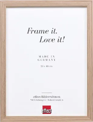 Zdjęcie produktu dla Drewniana ramka z wykończeniem „Effetto profilo 54” w kolorze orzechowym, wymiary 25 x 30 cm, z przezroczystą szybą