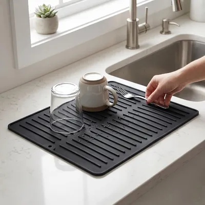 Produktbild von Leicht zu reinigende Silikon-Abtropfmatte für das Spülbecken, 30 x 39,9 cm, rutschfest und hitzebeständig für die Küchentheke