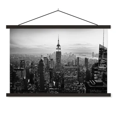 Produktbild von MuchoWow® Textilposter New York City Schwarz-Weiß-Fotodruck 120x80 cm mit schwarzem Rahmen - Wanddeko