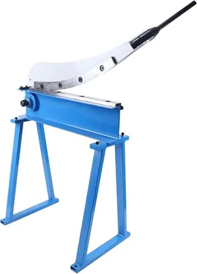 Productafbeelding van Metaalsnijder, robuuste constructie, nauwkeurig snijden van metaal, blauw