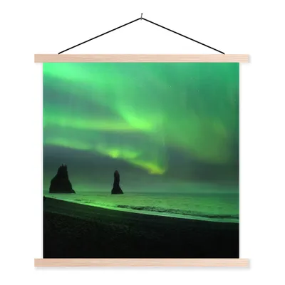 Produktbild von MuchoWow® Textilposter Nordlichter - Meer - Island 120x120 cm mit holzfarbenen Rahmen - Textil-Poster
