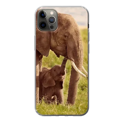 Produktbild von MuchoWow® Handyhülle Schutzhülle Hülle für iPhone 13 Pro Max Elefant - Gras - Jung - Rüssel Silikon Softcase Handy Hülle - Mobiltelefon