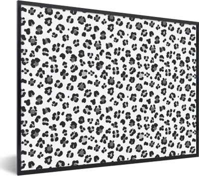 Produktbild von MuchoWow® Gerahmtes Poster Pantherdruck - Grau - Schwarz 40x30 cm - Poster mit Schwarzem Bilderrahmen Wandposter Rahmen Foto Bilder - Kunstposter - Wanddekorationen