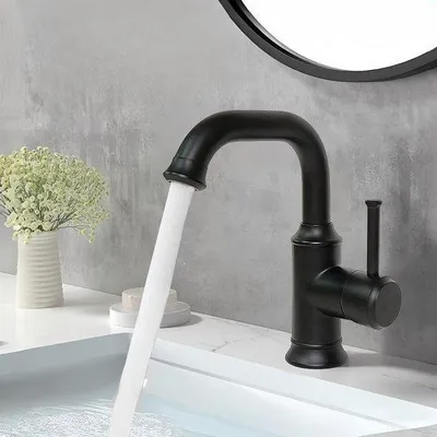Produktbild von Unyqoos® Schwarze drehbare Waschtischarmatur aus Messing – Einhebelmischer, 360° schwenkbar, wassersparender Perlator, G3/8-Anschluss, einfache Montage