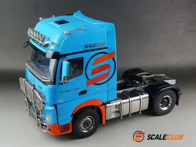 Produktbild von ScaleClub 1:14 4x4-Fahrgestell für Mercedes Actros