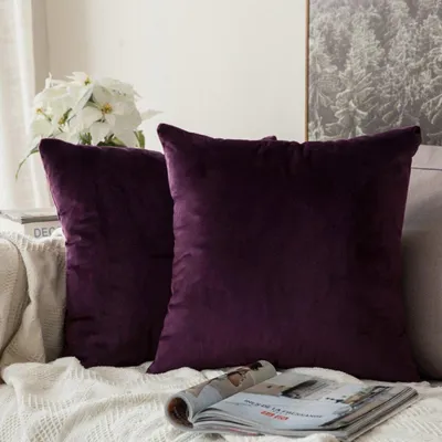Immagine prodotto di Set di 2 federe per cuscini, 50x50 cm, in velluto, colore melanzana/lilla