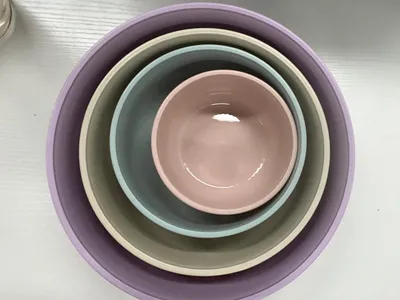 4er-Set stapelbare Salatschüsseln mit Deckeln, BPA-frei, 0,6–3,6 L