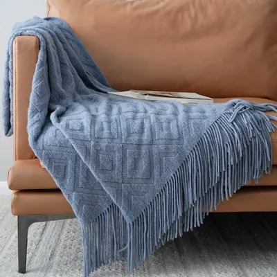 Obrázok produktu pre Pletená deka s franjami a vzorom Jacquard, 230x130 cm