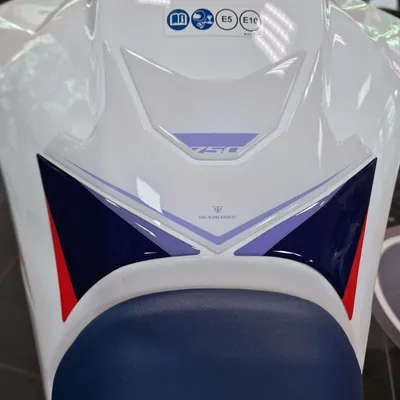 Imagen del producto de Calcomanías para motor de Honda Transalp XL 750 (modelo 2026) - Calcomanía de resina 3D