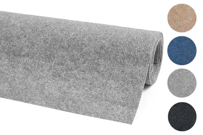 Dünner, als Rolle gewickelter Teppichboden mit Farbmustern in Anthrazit, Beige, Braun, Grau.