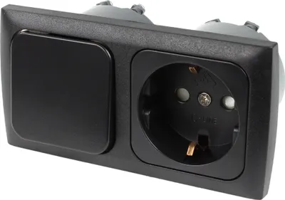 Zdjęcie produktu dla C-Line Presto Inprojal CBE gniazdo przełącznik Schuko + ramka maskująca + gniazdo iso 220 / 230 Volt czarny