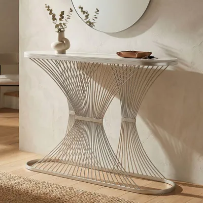Obrázok produktu pre Konzolový stolík zo strieborného kovu 120x35x79 cm