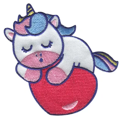 Produktbild von Einhorn schläft Herz - Aufnäher, Bügelbild, Aufbügler, Applikationen, Patches, Flicken, Zum Aufbügeln, Größe: 7 x 7,1 cm