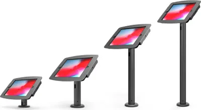 Produktbild von Compulocks iPad Mini 8.3" Space Enclosure Tilting Stand 4" - Aufstellung - für Tablett - verriegelbar - hochwertiges Aluminium - Schwarz - Bildschirmgröße: 21.1 cm (8.3") - Tischmontage, Basishalterung - für Apple iPad mini (6. Generation)