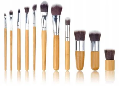 Produktbild von Clavier Professionelles Make-up Pinsel Set mit Etui
