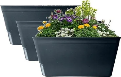 Obrázok produktu pre Samozavlažovacie kvetináče, čierne, balenie po 3 ks