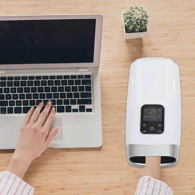Immagine prodotto di Massaggiatore per le mani, wireless, con porta USB-C e funzione di riscaldamento, ideale per alleviare dolori e affaticamento delle mani