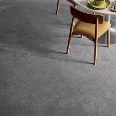 Imagen del producto de CASA39: Gres porcelánico con efecto piedra, 60x60 cm, Panaria Ceramica Surround