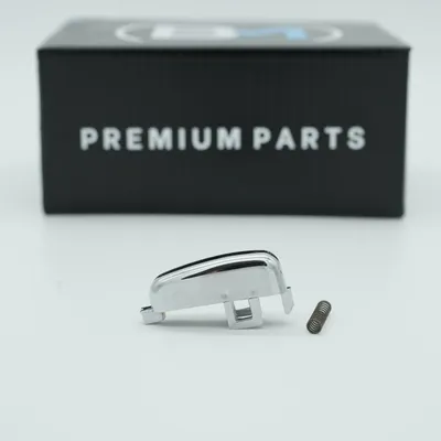 Productafbeelding van Handrem schakelaar, chroom, voor Opel Mokka X en Chevrolet Trax, artikelnummer 42389776D. Handrem