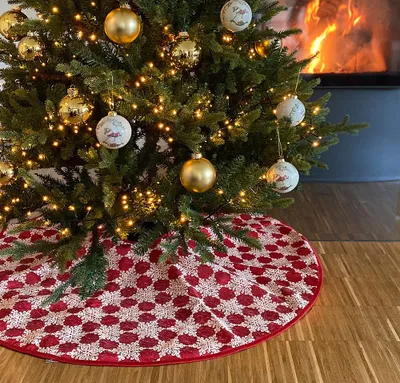 Produktbild von Weihnachtsbaumdecke Schneeflocke Rot Christbaum-Unterlage Christbaumdecke 110cm