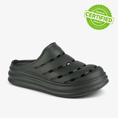 Produktbild von Herren Clogs, rutschfest, antibakteriell, mit Belüftungslöchern und leicht erhöhter Sohle