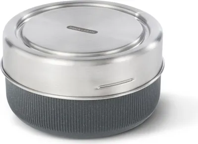 A studio shot of a lunch container.