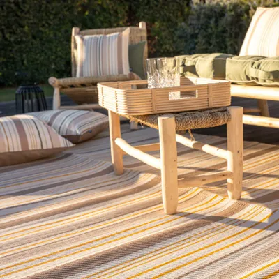 Produktbild von Gestreifter Outdoor-Teppich