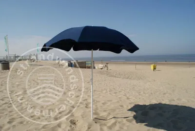 Image de Parasol de plage uni bleu foncé en Polyacrylique  Ø 180 cm, parasol de camping