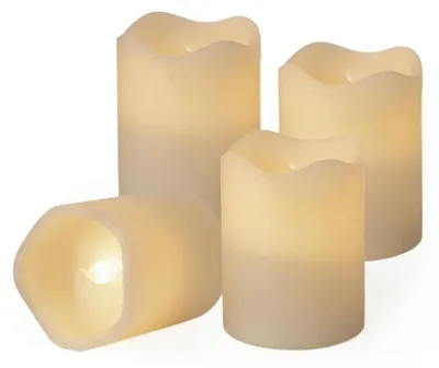 Productafbeelding van LED-kaarsen set van 4, crèmekleurig, met timer, op batterijen, afmetingen 9 x 7 cm. Kunststof kaarsen in stompvorm, warmwit licht met flikkereffect, geschikt voor binnen gebruik
