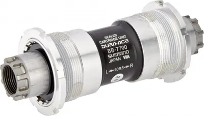 Zdjęcie produktu dla Dolny wspornik Shimano DURA-ACE BB-7700 OCTALINK, rozmiar: 68 mm, długość: 109,5 mm, mocowanie: gwintowane