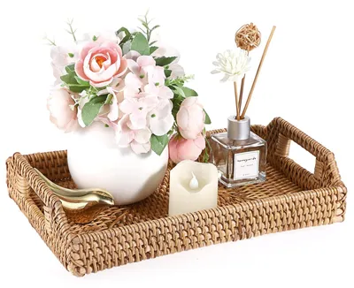 Immagine prodotto di Vassoio in rattan - Rettangolare - Organizzatore per tavolo - Con maniglia - 31,5x21x6 cm - Colore naturale - Fatto a mano - Cesto portaoggetti