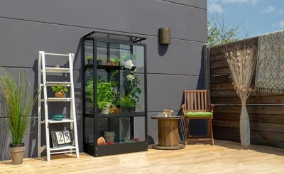 Produktbild von Vitavia Balkon- und Anlehn-Gewächshaus "Stad" schwarz 3 mm ESG mit Stahlfundament