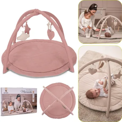 Produktbild von Lorelli MOMENTS Spieldecke Activity-Gym ab 0+ – Krabbeldecke 96×96 cm mit Spielbögen, Stoffspielzeug mit Rassel/Sound, leicht 0,75 kg