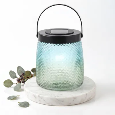 Immagine prodotto di Lampada solare HOFER da esterno a sospensione, in vetro - blu/verde - “LIORA” - Lanterna solare a LED resistente alle intemperie per esterni – Lampada a sospensione da esterno per giardino e balcone