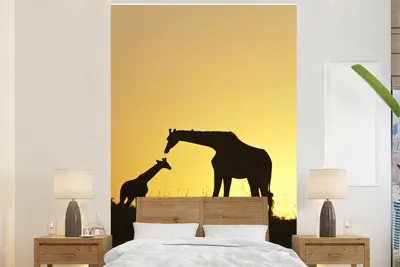 Produktbild von MuchoWow® Fototapete für Wohnzimmer oder Schlafzimmer Wandtapete Vinyl Motivtapete Giraffe - Scherenschnitt - Kalb - 155x240 cm - Tapete
