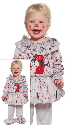 Productafbeelding van Halloween clown kostuum voor baby. Enge tuniek met ruches, kleurrijke knopen en spetters. Creëert een griezelige, maar leuke look, perfect voor kinderfeestjes. Horror kostuum, grappig outfit, voor een vrolijk feest. Maat: 86/92. Kleur: grijs