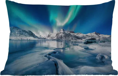 Produktbild von MuchoWow® Outdoor Kissen - Nordlichter - Schnee - Eis - Norwegen - 60x40 cm - Wetterfest - Lounge Kissen - Zierkissen - Kissen für Innenräume