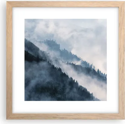 Produktbild von Gerahmtes Poster - Rahmen in heller Eiche - Berge Nebel Bäume - 30x30 cm - Wand Bild - Wanddeko - Wandbilder - Kunstposter - Wandposter - Bilderrahmen - Bilder - Kunstdruck - P2NAC30x30-4429